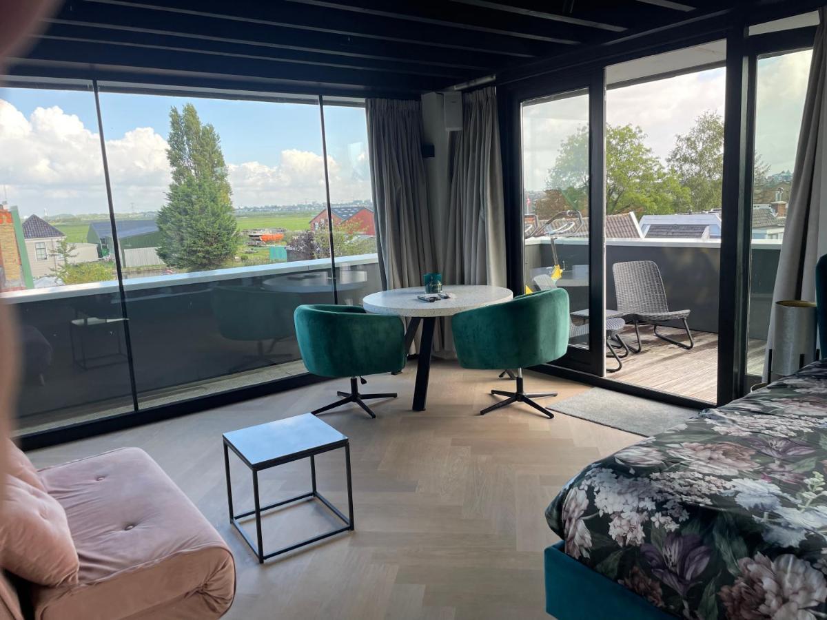 سانداكم Above And Beyond - Luxe Suite Met Sauna En Stoomdouche المظهر الخارجي الصورة