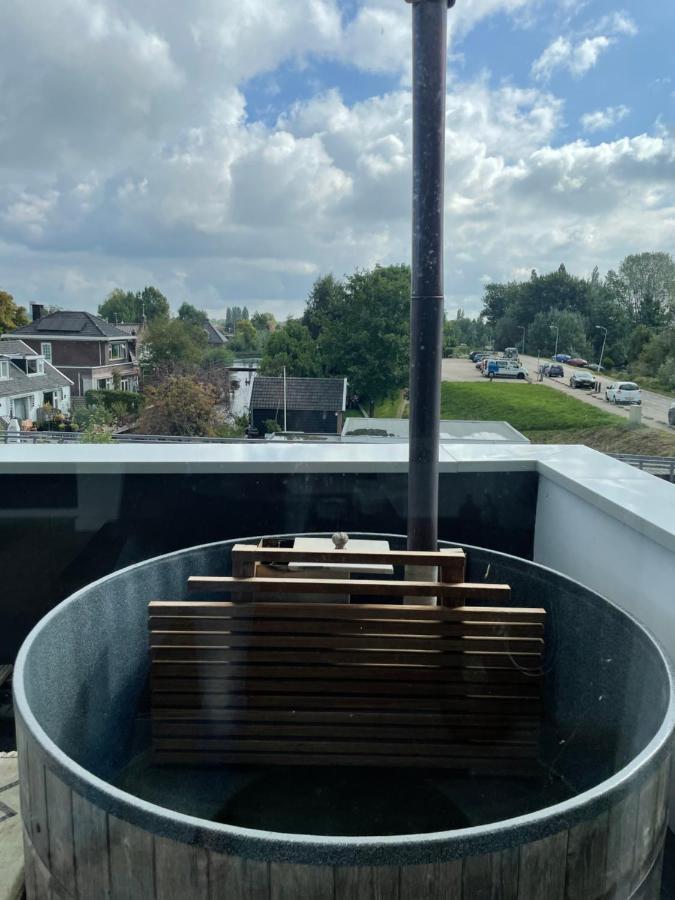 سانداكم Above And Beyond - Luxe Suite Met Sauna En Stoomdouche المظهر الخارجي الصورة
